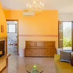 In With Pool * Pieve San Giovanni